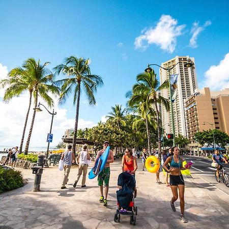 Appartamento Beautiful Mountain View In Waikiki Sunset With Parking Honolulu Esterno foto