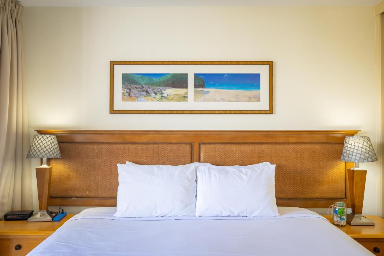Appartamento Beautiful Mountain View In Waikiki Sunset With Parking Honolulu Esterno foto
